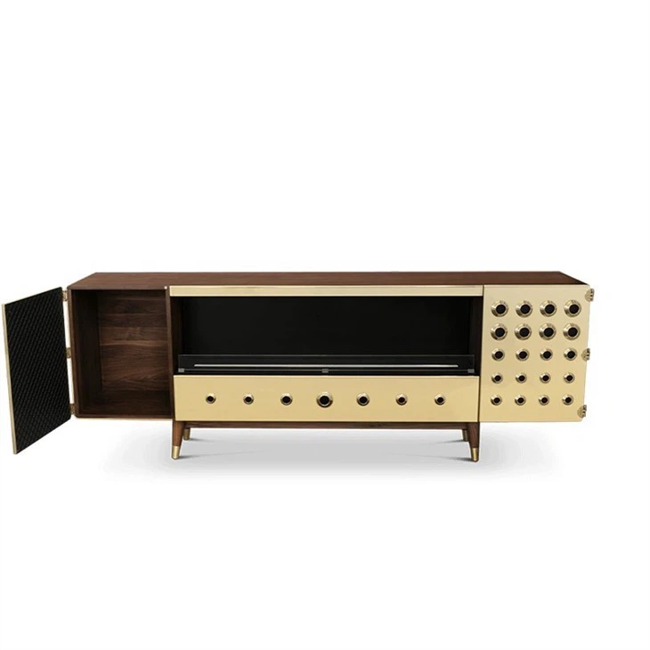 monocles-fireplace-3